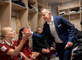 Video: Michelsen roser to af de nye profiler efter sejren over Sverige