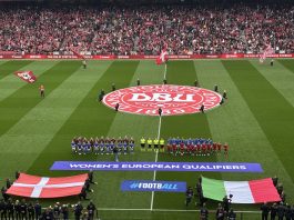 To tidligere landsholdsspillere hyldet i Parken