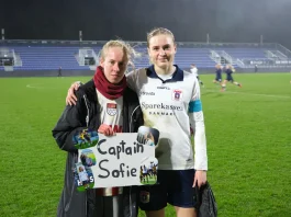 Superfan rejste fra Köln til Aarhus for at følge AGF-anfører