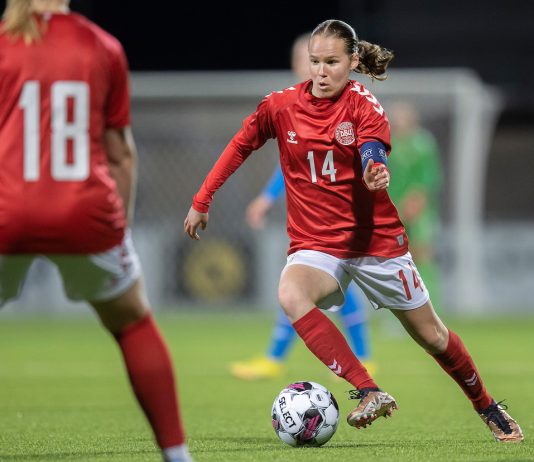 Ugens Udlandsdansker: Karoline Olesen tog springet til England som 18-årig, og har nu fundet nyt fodfæste i Malmö