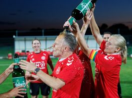 Landstræner spår Harder favorit-rolle ved Ballon d’Or